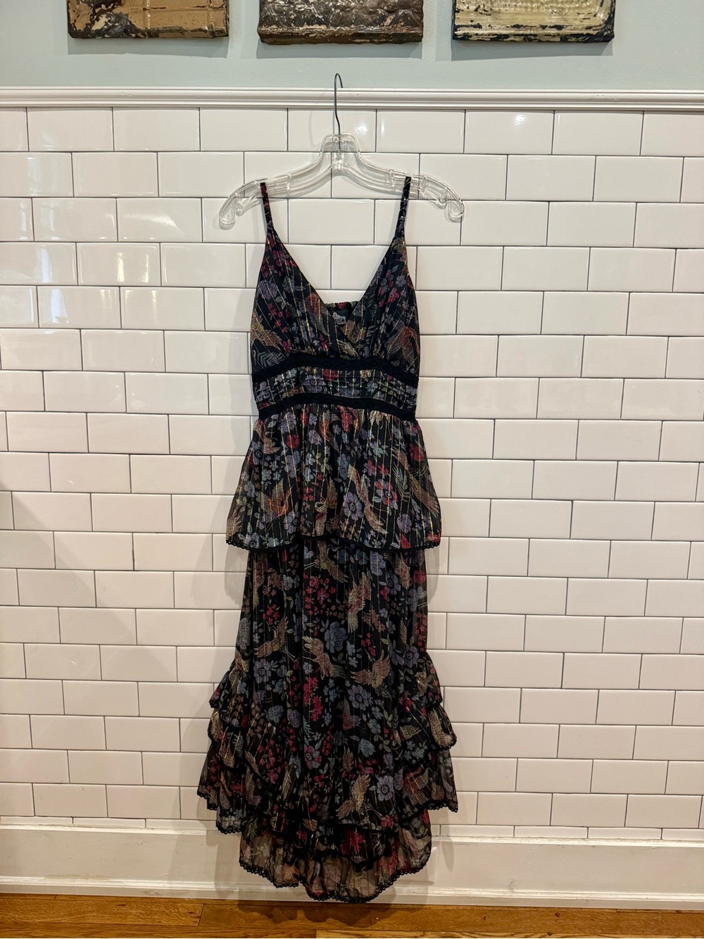Angie Metallic Thread Floral Tiered Ruffle Maxi Dress Size M - Picture 10 of 10